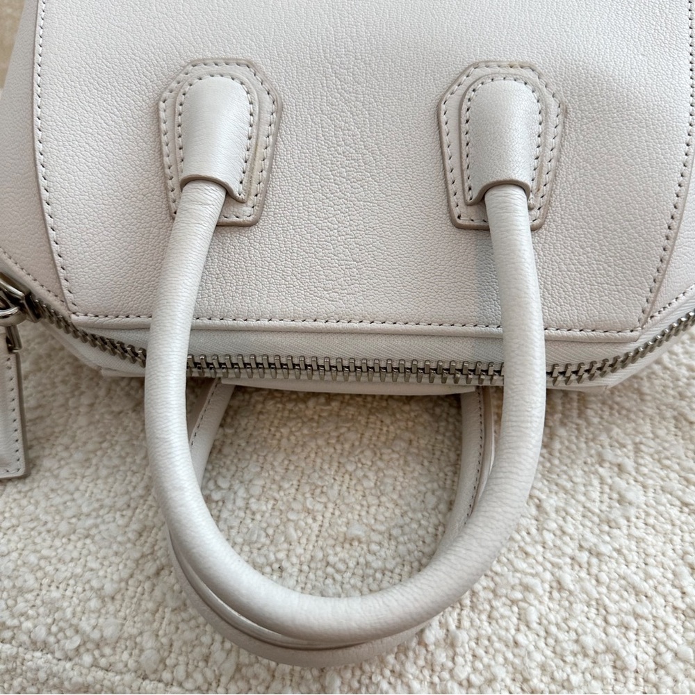 Givenchy Mini Antigona Sugar Leather Satchel Handbag Crossbody Purse | White - Picture 12 of 16